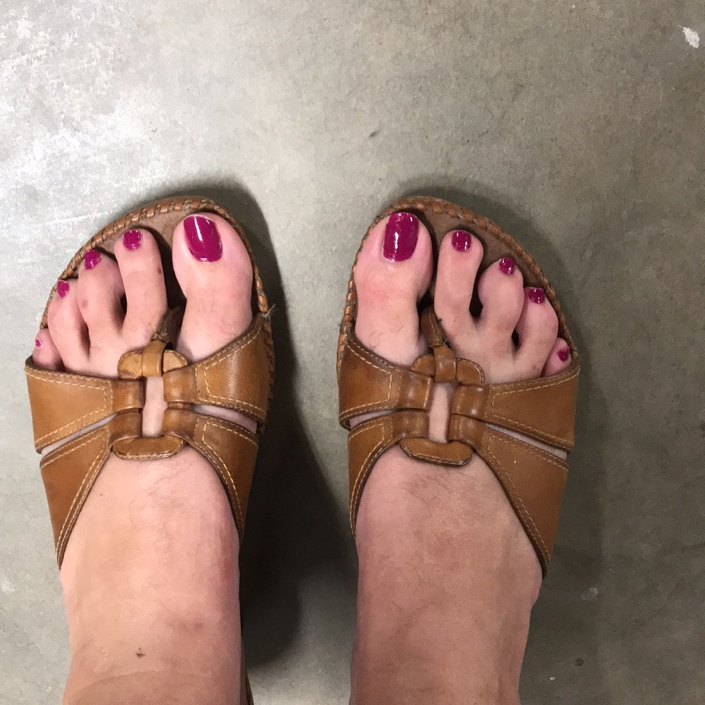 Clarke’s. 9.5 wedge sandal